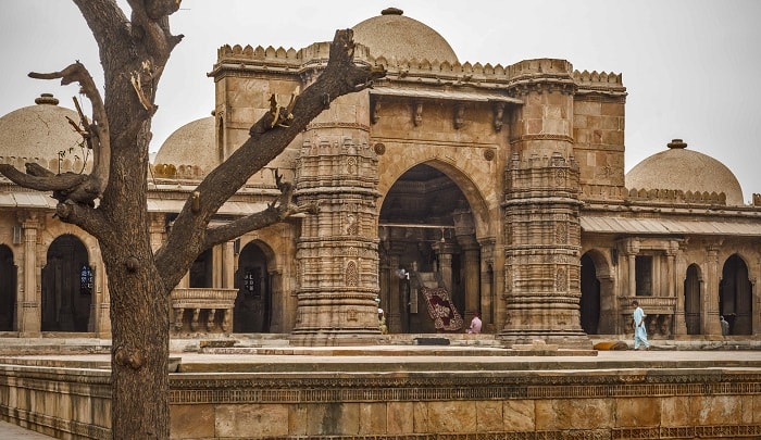 Dada Harir Stepwell