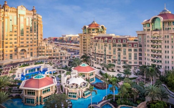 Al Murooj Rotana Suites Hotel Dubai