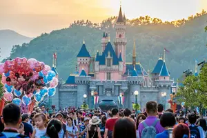Hong Kong Macau Disneyland Tour