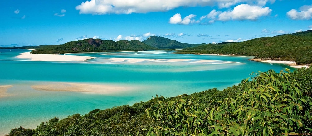 Whitehaven Beach, Whitsunday Island in Australia