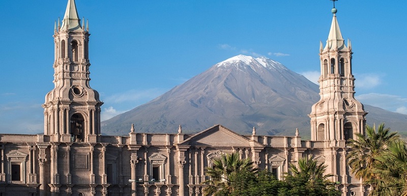 Volcano El Misti overlooks the city Arequipa in southern Peru