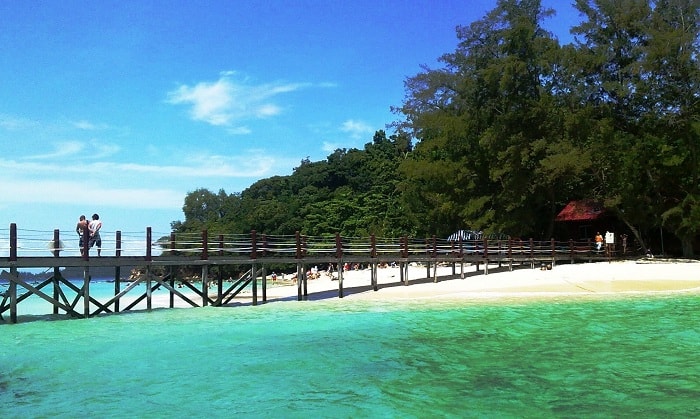 Visit Manukan Island