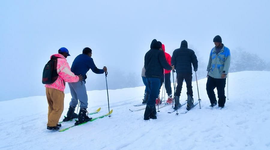 skiing in auli