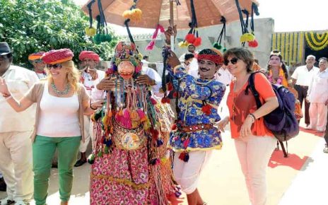 Kachhi Ghodi dance, Abhaneri Festival