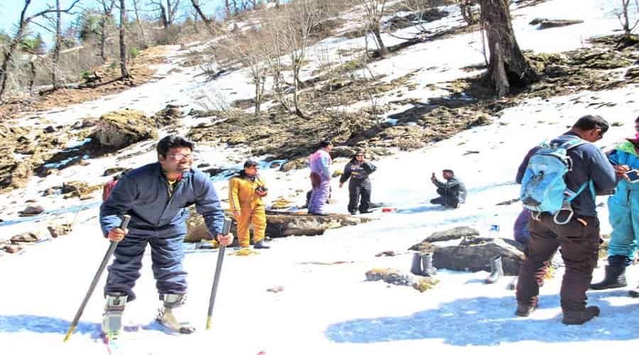 ice skating in manali