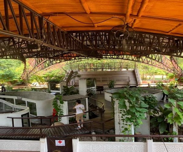 Bangkok Snake Farm