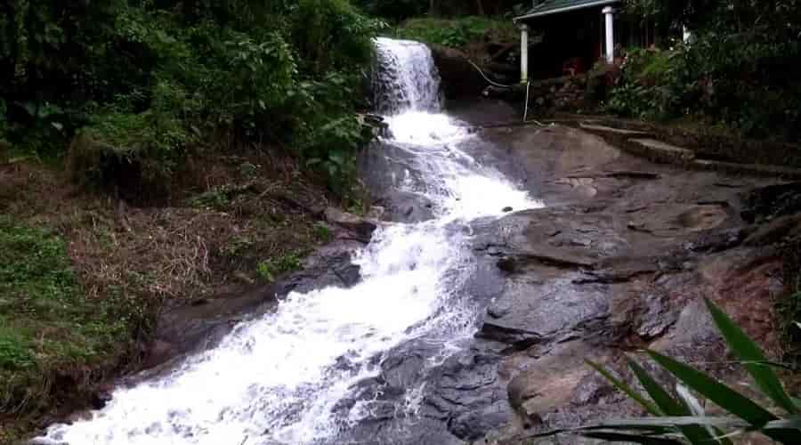 Chinnakalar Falls