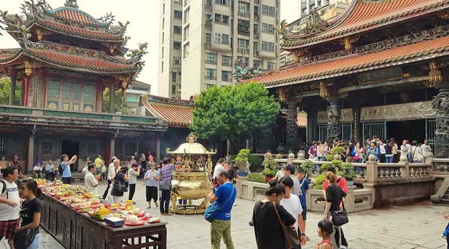 Longshan Temple