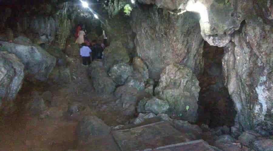 Mawsmai Cave