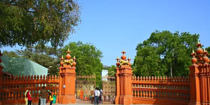 Sakkarbaug Zoological Garden