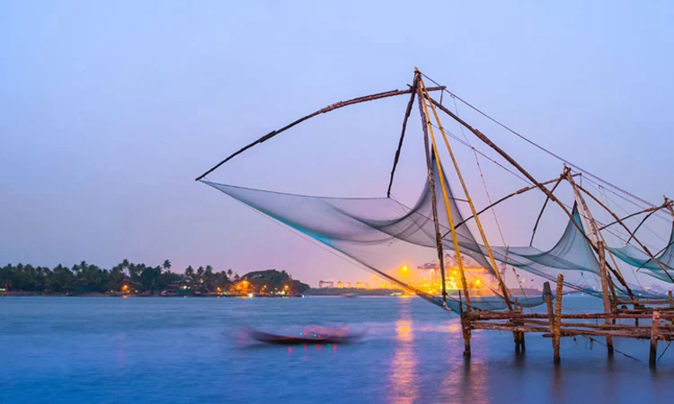 Kerala hills and backwaters combo package