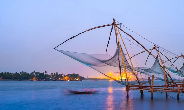 Kerala hills and backwaters combo package Kerala hills and backwaters combo package