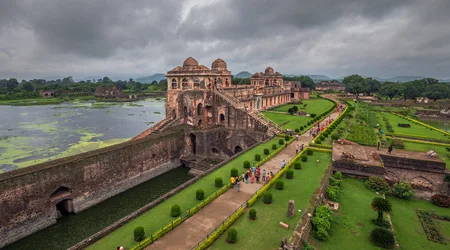 Short Escape Tour to Mandu