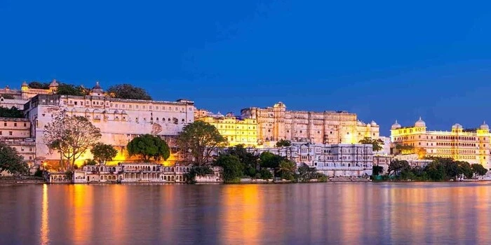 Lake Pichola and Boat-Ride to Lake Palace