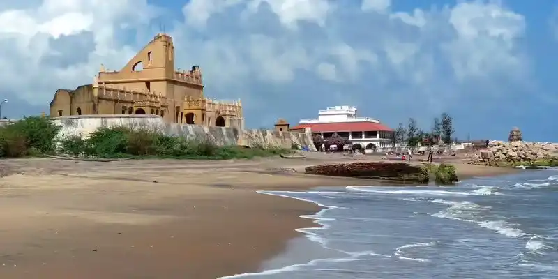 Nagapattinam Beach