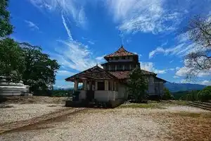 Lankatilaka Temple