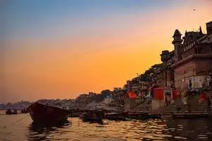Take Bath in Ganges, Varanasi