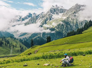 Dreamland Kashmir Tour