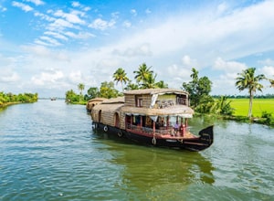 Kerala Backwaters Tour Package